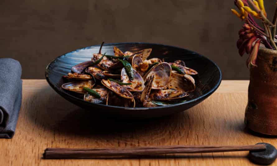 Plebidonax del cooked in a bowl