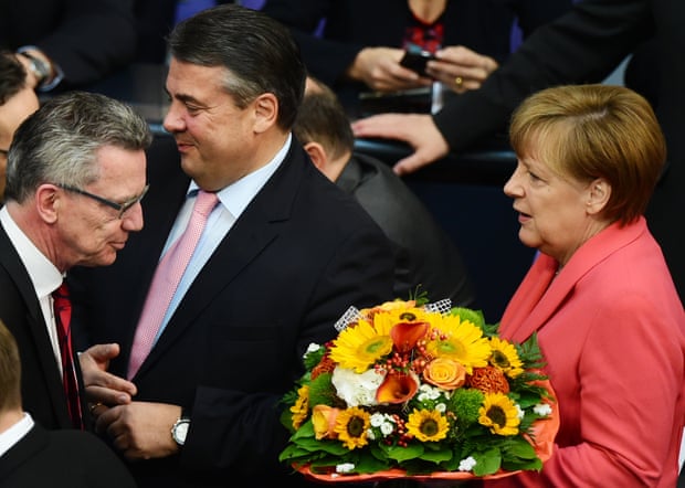 Меркел с цветя за 61-я си рожден ден, 17.07.2015