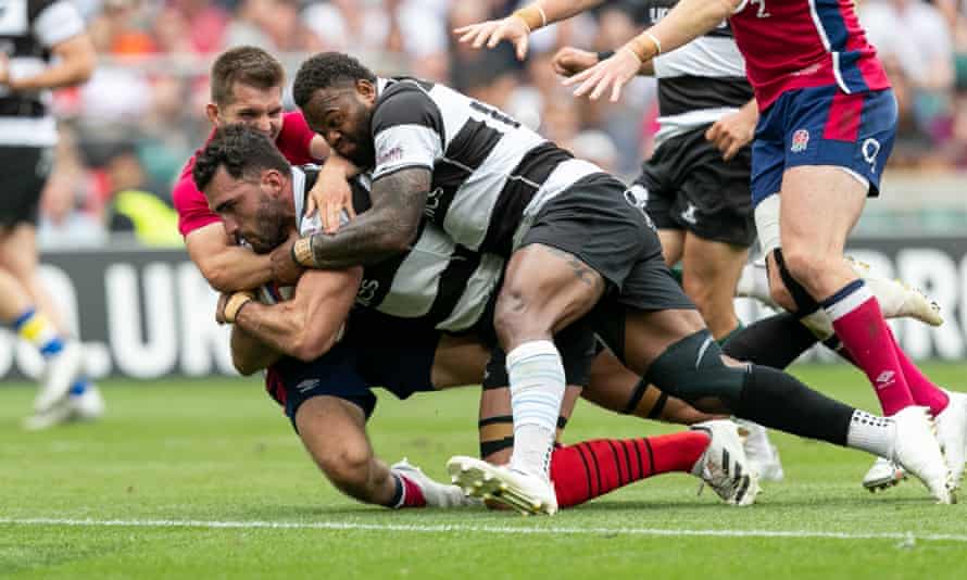 Charles Ollivon of Barbarians scores a try