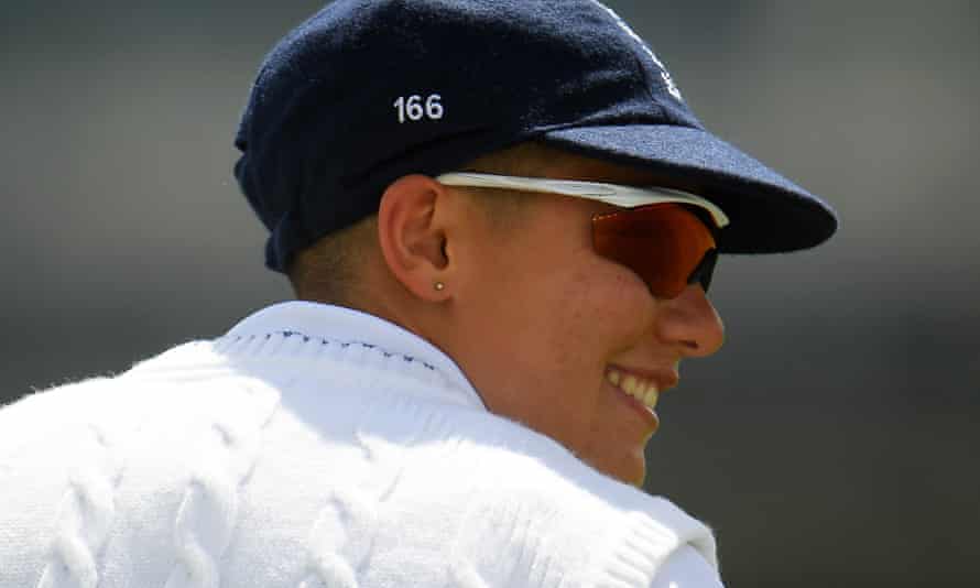 issy wong cricket england test