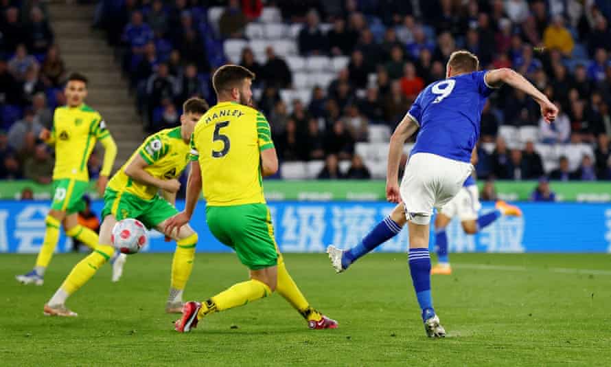 Leicester City's Jamie Vardy scores his first goal.