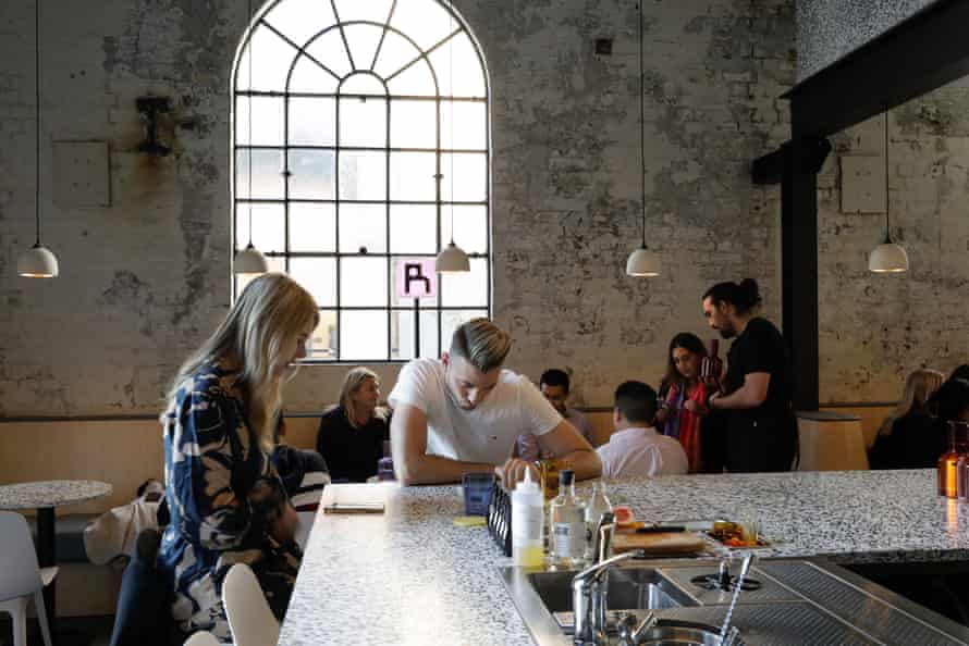 The interior of Re