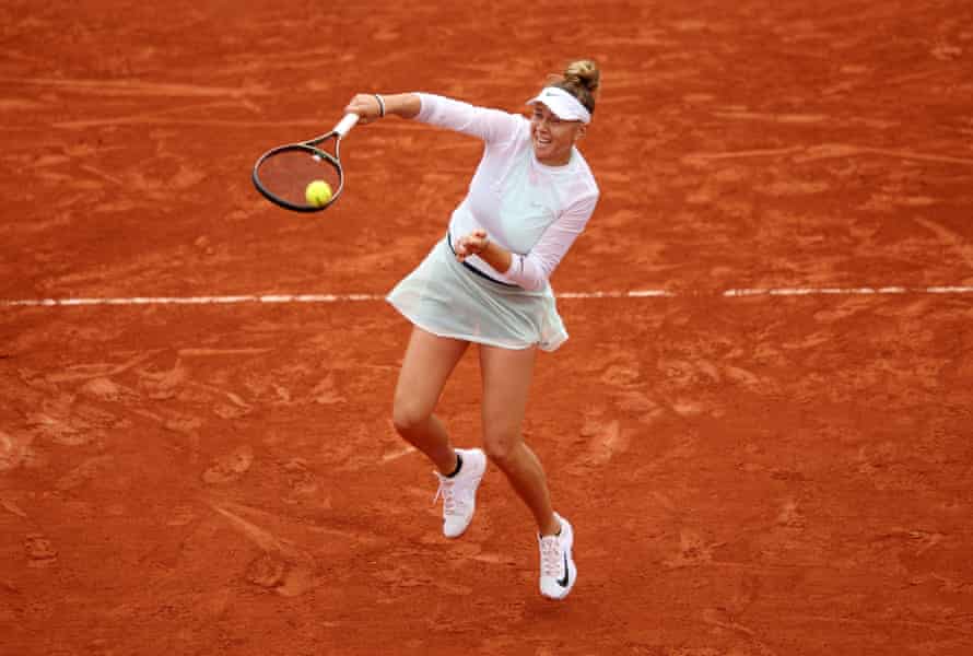 Amanda Anisimova won the first set of the marathon.