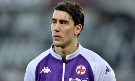 Dusan Vlahovic - Cỗ Máy Serbia Tỏa Sáng Trên Bầu Trời Bóng Đá Dusan Vlahovic - Cỗ Máy Serbia Tỏa Sáng Trên Bầu Trời Bóng Đá