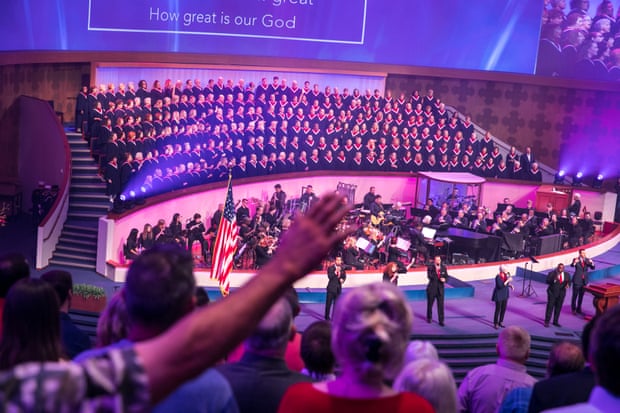 Congregants at First Baptist Dallas church.