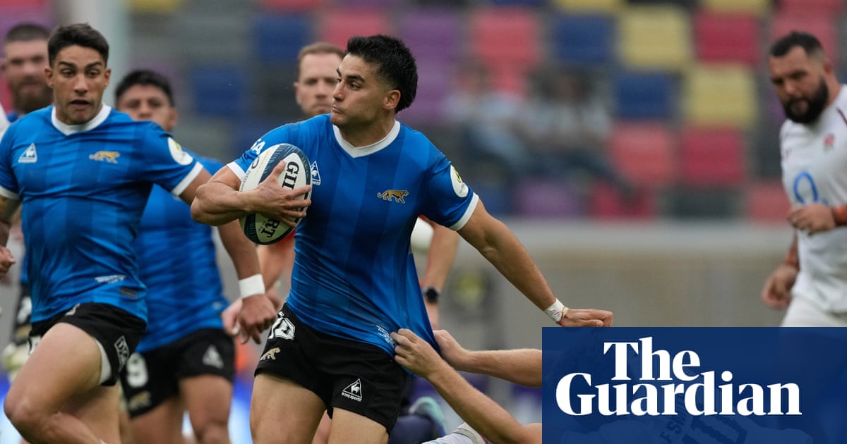 Argentinas Albornoz given four-match ban for intimidating referee after England defeat - The Guardian thumbnail