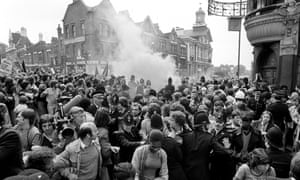 The Observer reported that ‘the air was thick with acrid orange smoke as smoke bombs were hurled into the midst of the fighting’