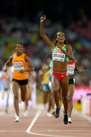 Genzebe Dibaba has plenty of time to celebrate victory before crossing the line to take gold in the women’s 1500m