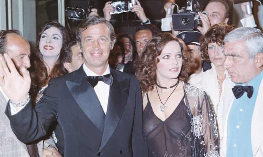 Jean Paul Belmondo mit cooler, Ehefrau