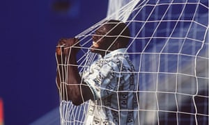 Late Rashidi Yekini celebrates scoring Nigeria's first ever World cup goal Rashidi Yekini celebrates scoring Nigeria's first ever World cup goal
