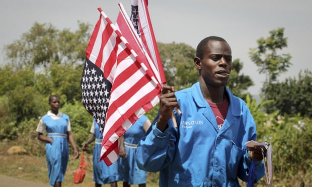 A vendor sells American flags ahead of president Obama's first trip as president to Kenya later this week.