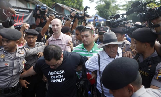Bali Nine: Indonesia executes eight prisoners but reprieves Mary.