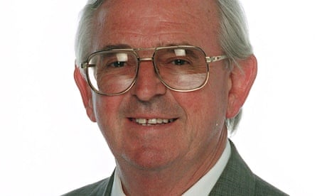 Harry Arnold salary