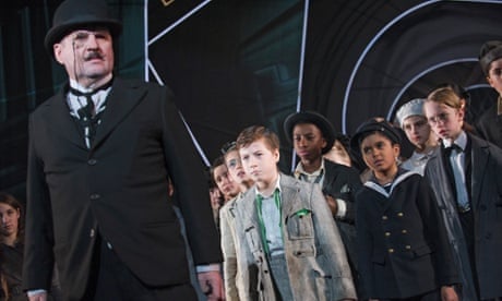 Stuart McQuarrie as Mr Snow and Ethan Hammer as Emil in the National Theatre production of  Emil and the Detectives