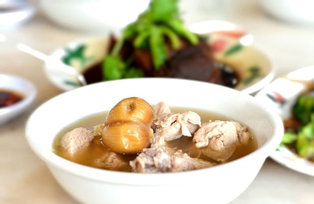 The Malaysian stew of pork and herbal soup, spicy peppery soup known as bak kut teh.