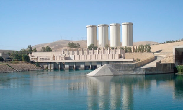 Iraq crisis: US confirms air strikes on Isis near key Mosul dam.