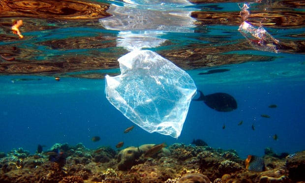 plastic in the oceans 