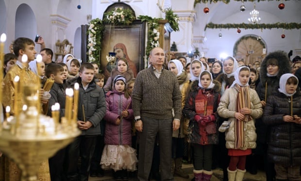Путин и Порошенко присоединяются к православному Рождественскому празднованию - в картинках