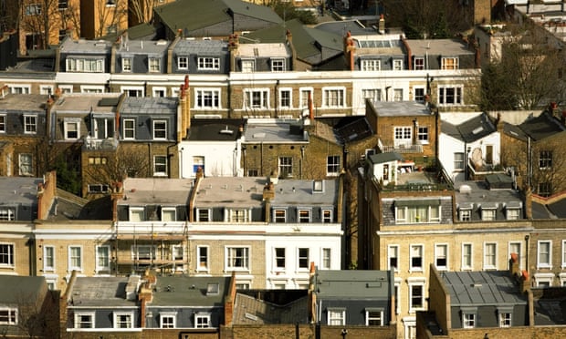 Houses in London cost an average of 458,283.