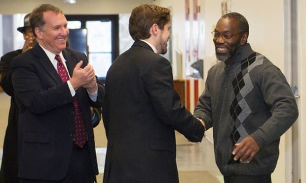 Ricky Jackson leaving jail in 2014.