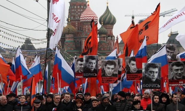 Muscovites march in memory of murdered opposition leader Boris Nemtsov