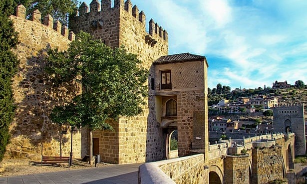Saint Martin bridge … the western starting point of the Senda Ecológica path