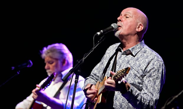 Jokes flying thick and fast … Simon Nicol and Dave Pegg of Fairport Convention.
