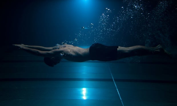 Swimmers can train themselves to last more than five minutes without breathing.