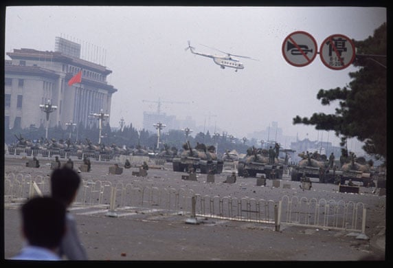 Tiananmen Square: Tanks remain in Tiananmen Square