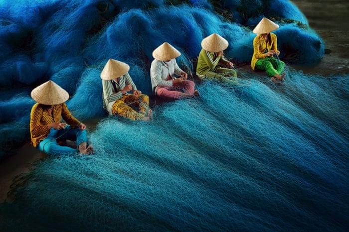 CBRE Urban Photographer of the Year CompetitionAsia Pacific Winner - Ly Hoang Long - Net Mending