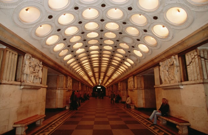 A platform in Elektrozavodskaya metro station