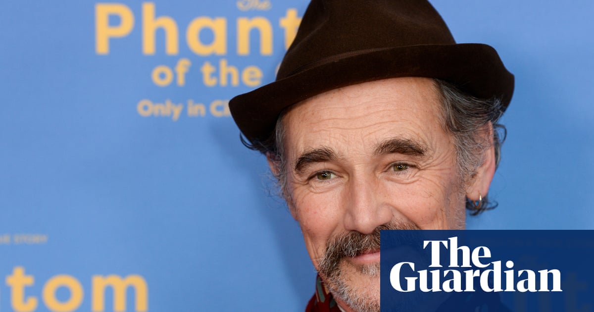 Give rebranded Actors Centre back to actors, say Mark Rylance and others