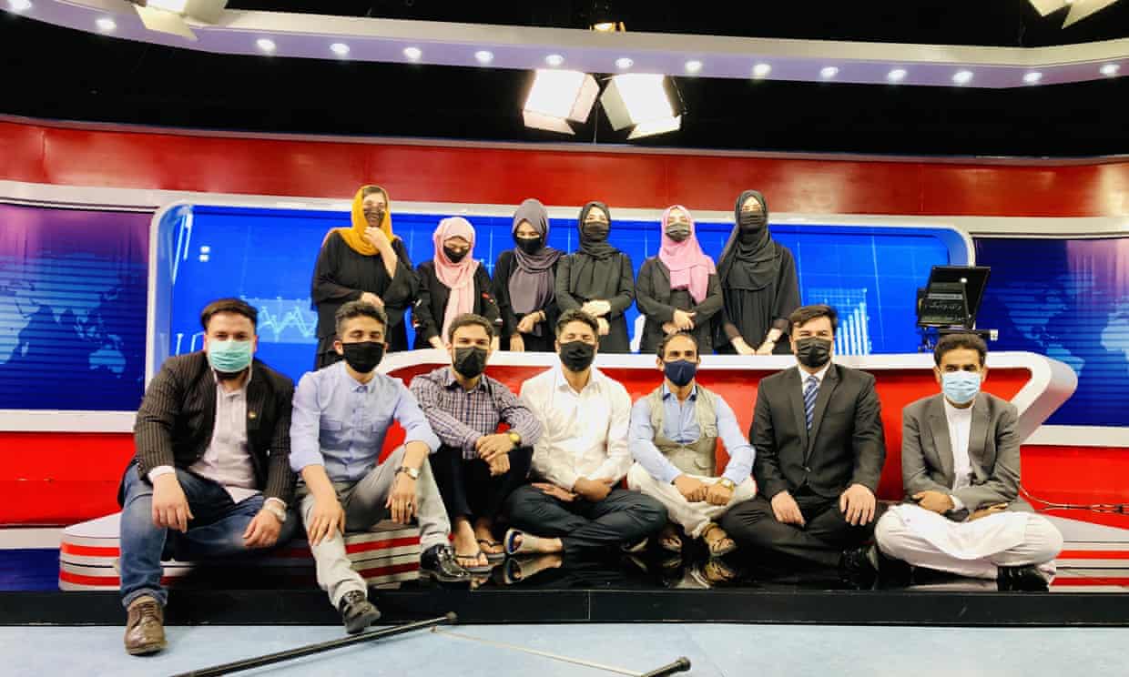Male TV Presenters Wear Masks in Protest of New Taliban Restrictions on Female Presenters