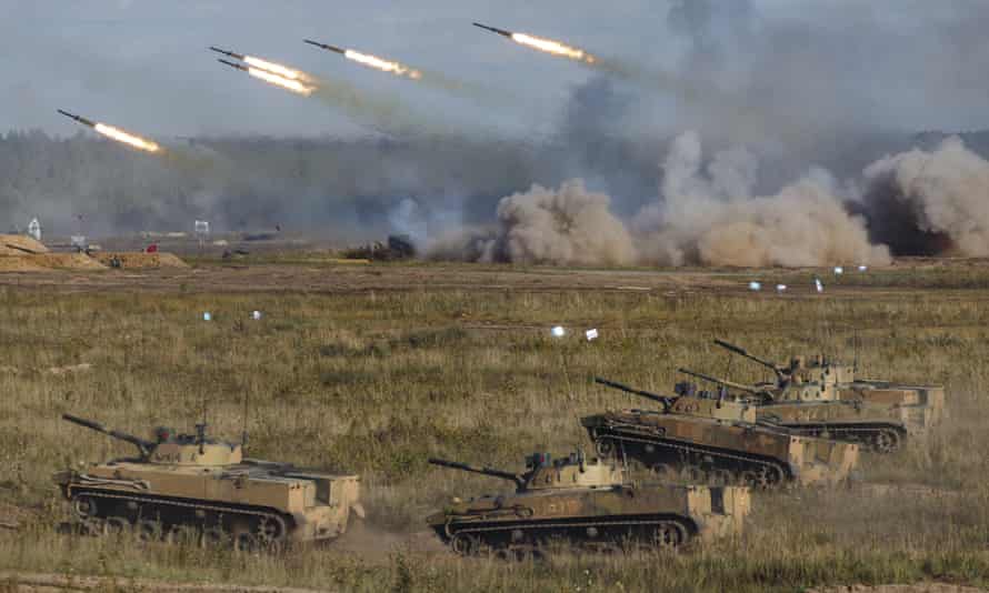TravelGuides - Morning mail: visa holders in travel limbo, Jenkins review action urged, A-League Women guide | Australia news 3 Russian military manoeuvres during a training exercise