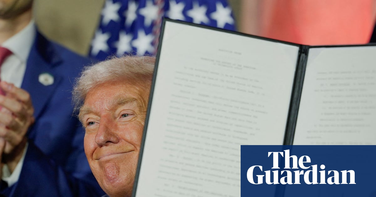 Trump signs executive orders targeting woke' AI models and regulation