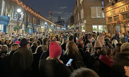 Crowds on Columbia Road.
