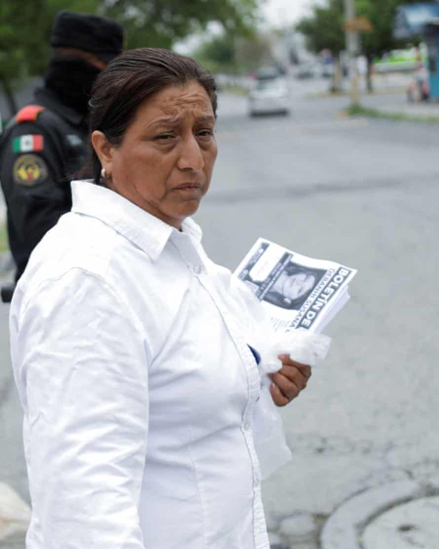 Dolores Bazaldúa, mother of Debanhi Escobar, handed out posters with her daughter’s image during the 13-day search.