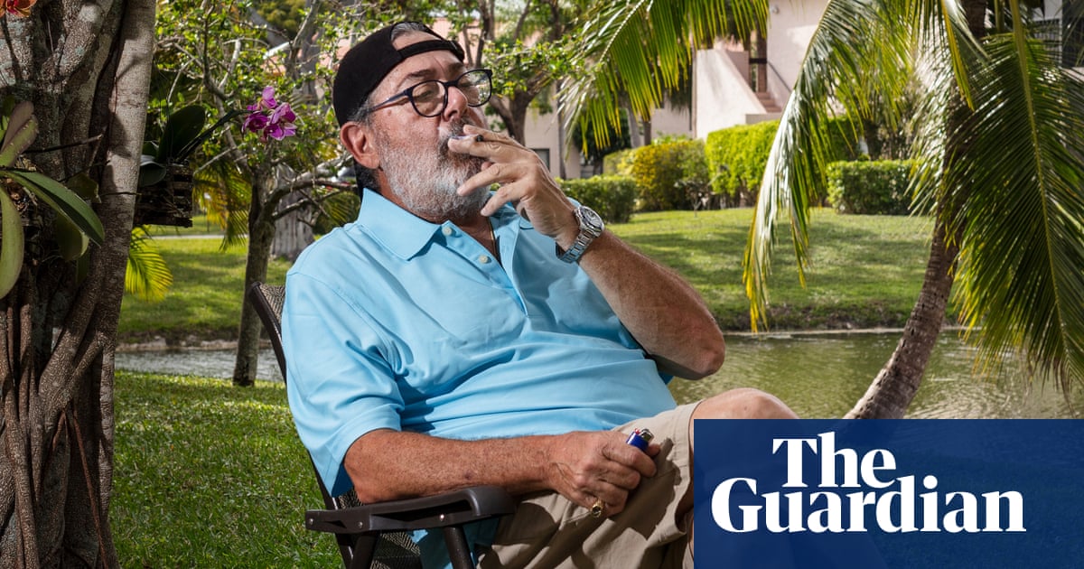 More people aged 65+ are trying out cannabis. Here's what to know about the risks and benefits