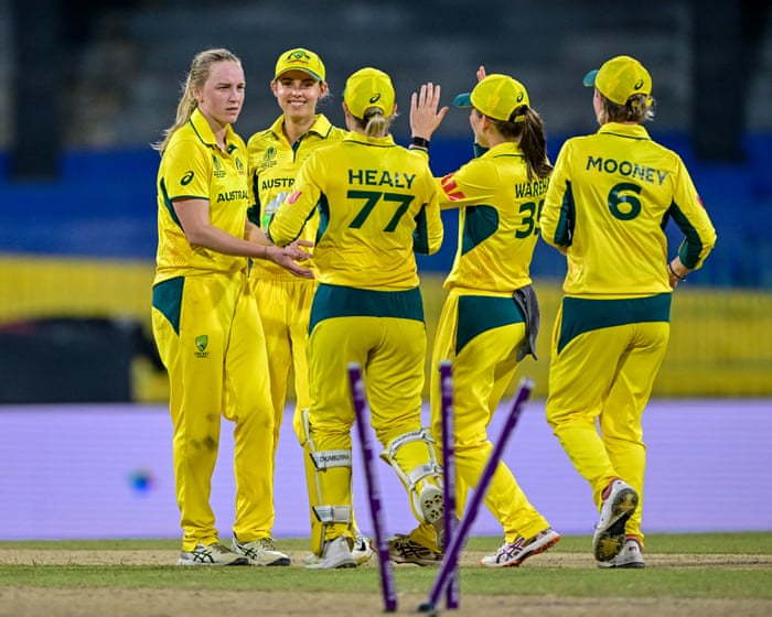 Women’s Cricket World Cup: Mooney rescues Australia before bowlers seal 107-run win over Pakistan