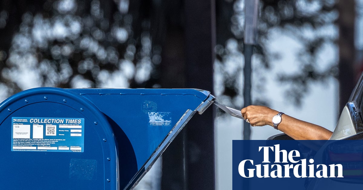 US Postal Service rule tightens mail-in voting despite court orders blocking changes