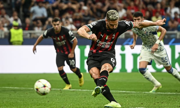 Olivier Giroud scores from the spot in Milan’s win over Dinamo Zagreb.