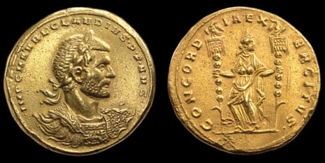 Gold medallion of eight aurei of Claudius II (AD 268-70)