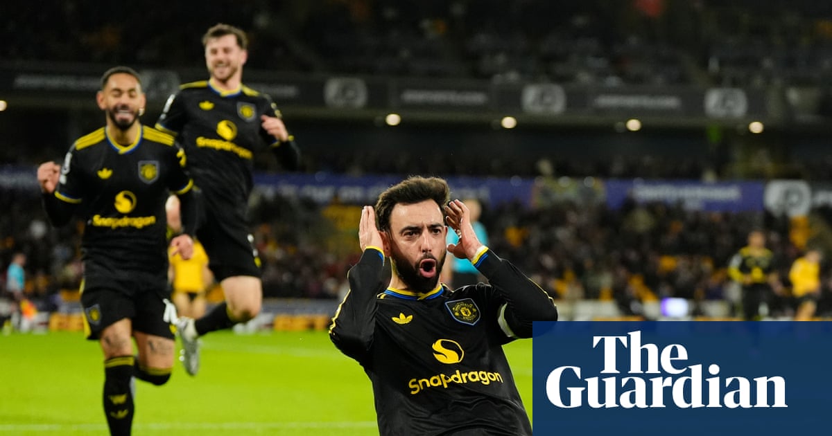 Fernandes at the double as Manchester United ease past Wolves amid fan unrest