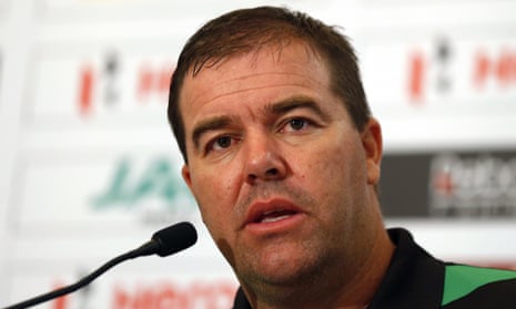 Heath Streak, former Zimbabwe cricket captain, dies aged 49 Heath Streak, former Zimbabwe cricket captain, dies aged 49