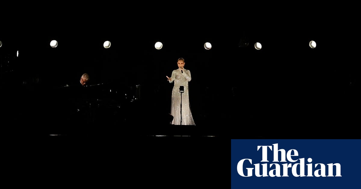 Celine Dion in Paris Olympics