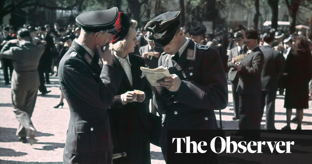 Les Parisiennes How The Women Of Paris Lived Loved And Died In