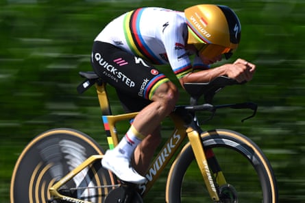 Remco Evenepoel powers his way towards a time trial victory