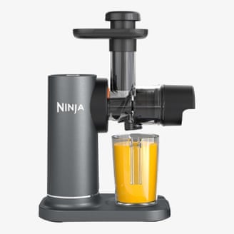 Ninja Cold press juicer with anti-clog filter JC151UK.