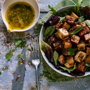 Paneer and mango salad with tamarind and shallots