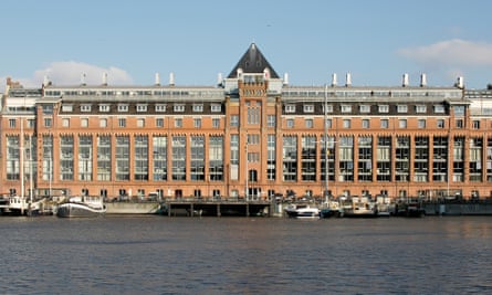 Amsterdam’s De Stenen Silo building.